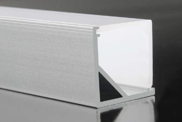 90° Angled LED Profile | ALU-005 |16×16 mm 5/8″ x 5/8″ | 2.5M / 8ft Length | Square Cover